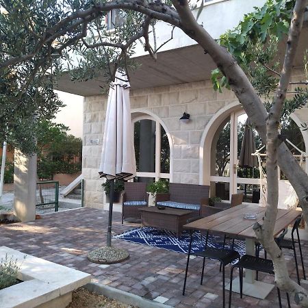 Holiday Home With Free Parking By The Beach 布雷拉 外观 照片