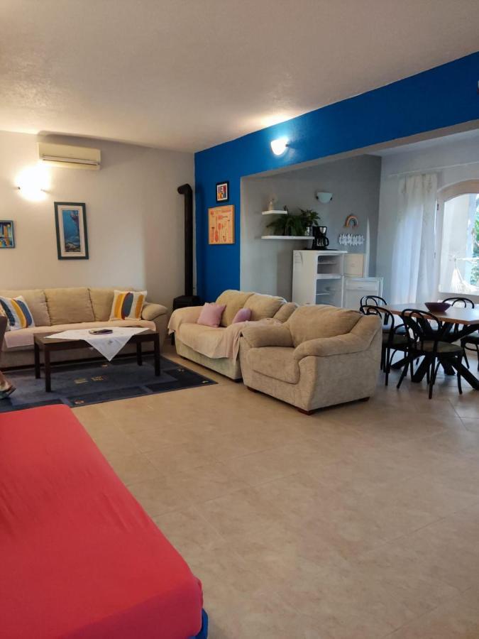 Holiday Home With Free Parking By The Beach 布雷拉 外观 照片