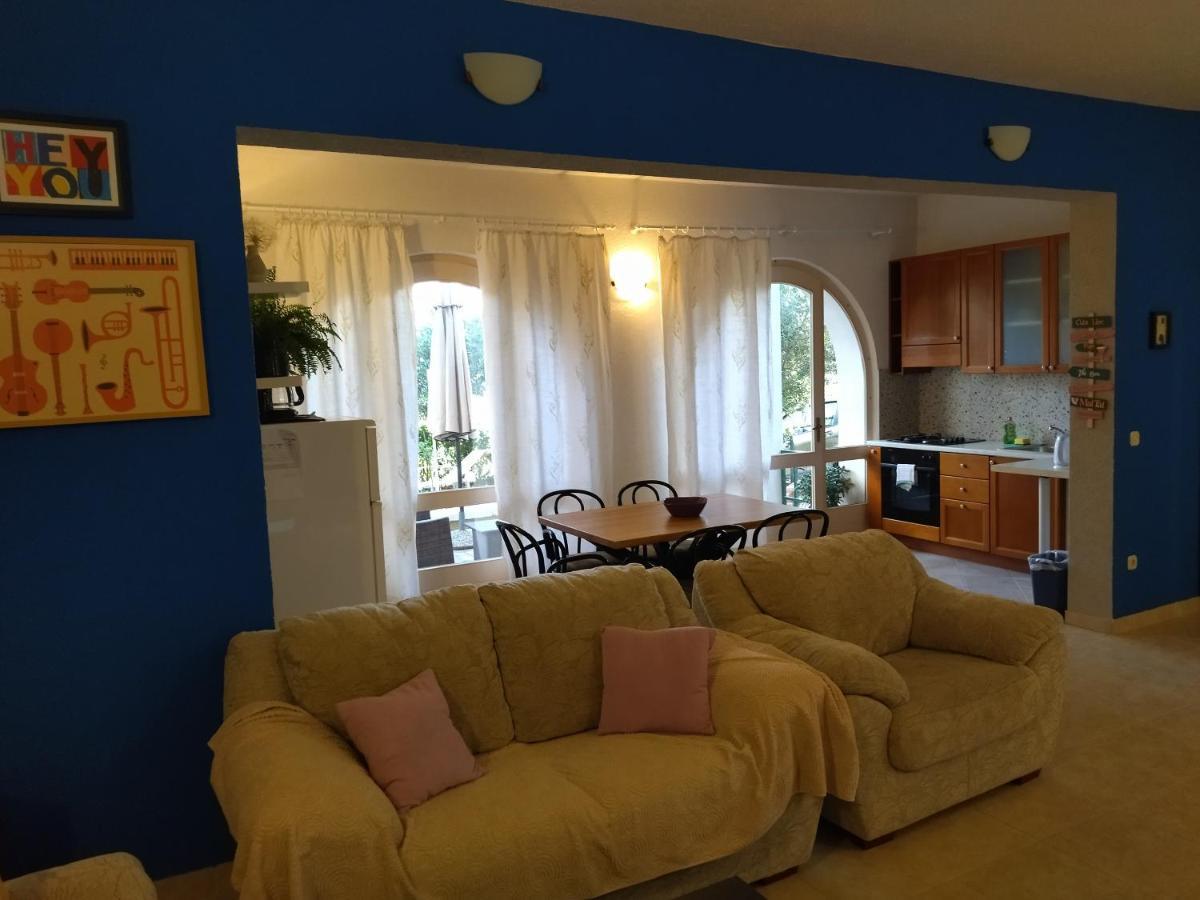Holiday Home With Free Parking By The Beach 布雷拉 外观 照片