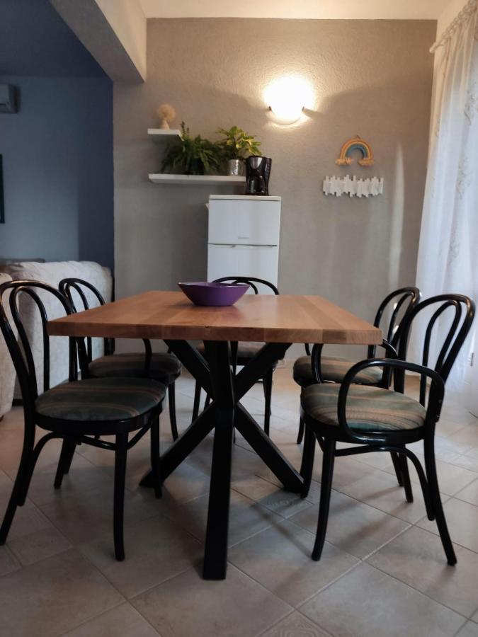Holiday Home With Free Parking By The Beach 布雷拉 外观 照片
